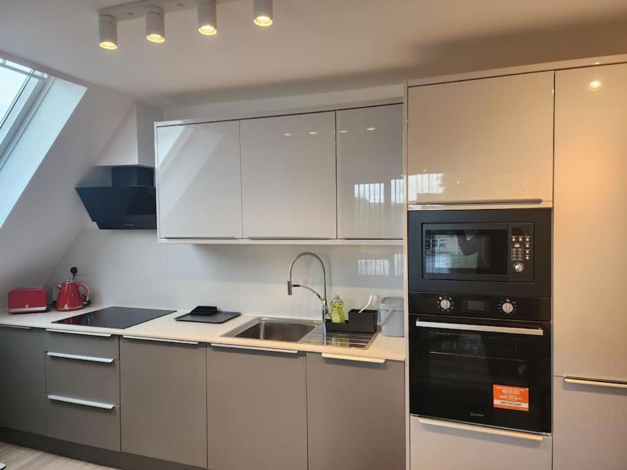 Paradigm Court, Brand New 1-Bedroom Flat Oxford Dış mekan fotoğraf